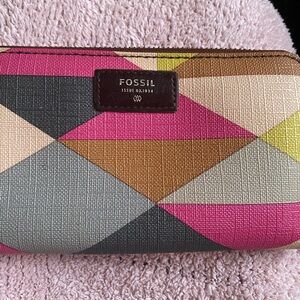 Fossil Women's Pink and Brown Geometric Wallet
